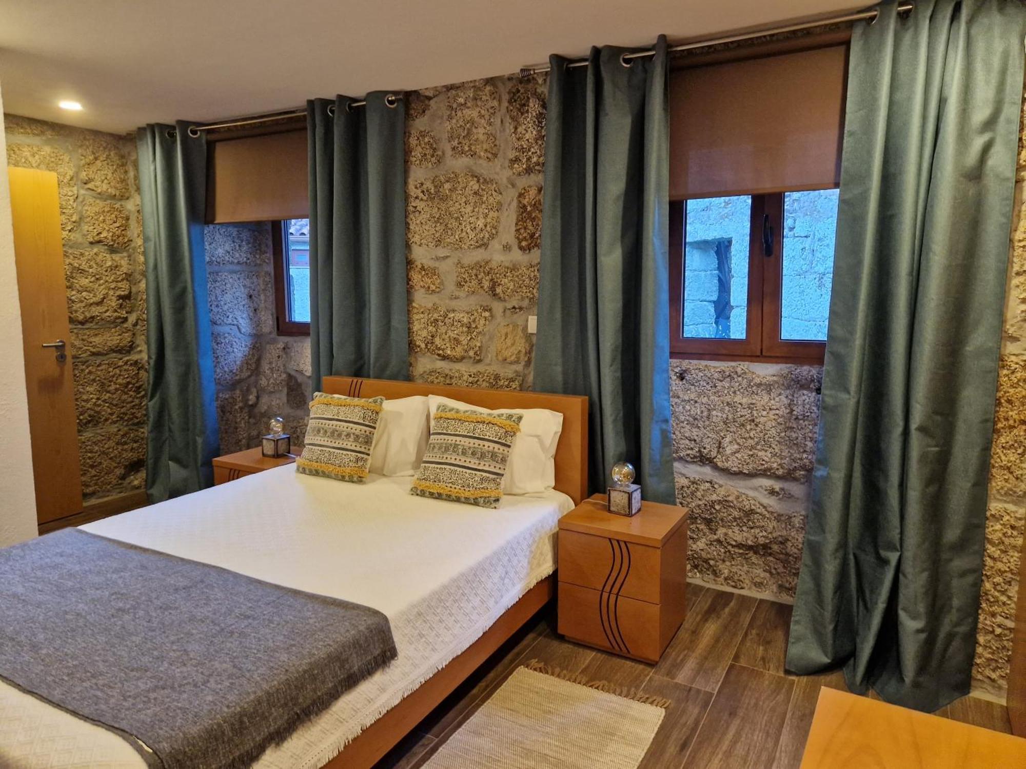 Quinta Da Casa Dos Santos - Inside Geres Guest House ภายนอก รูปภาพ