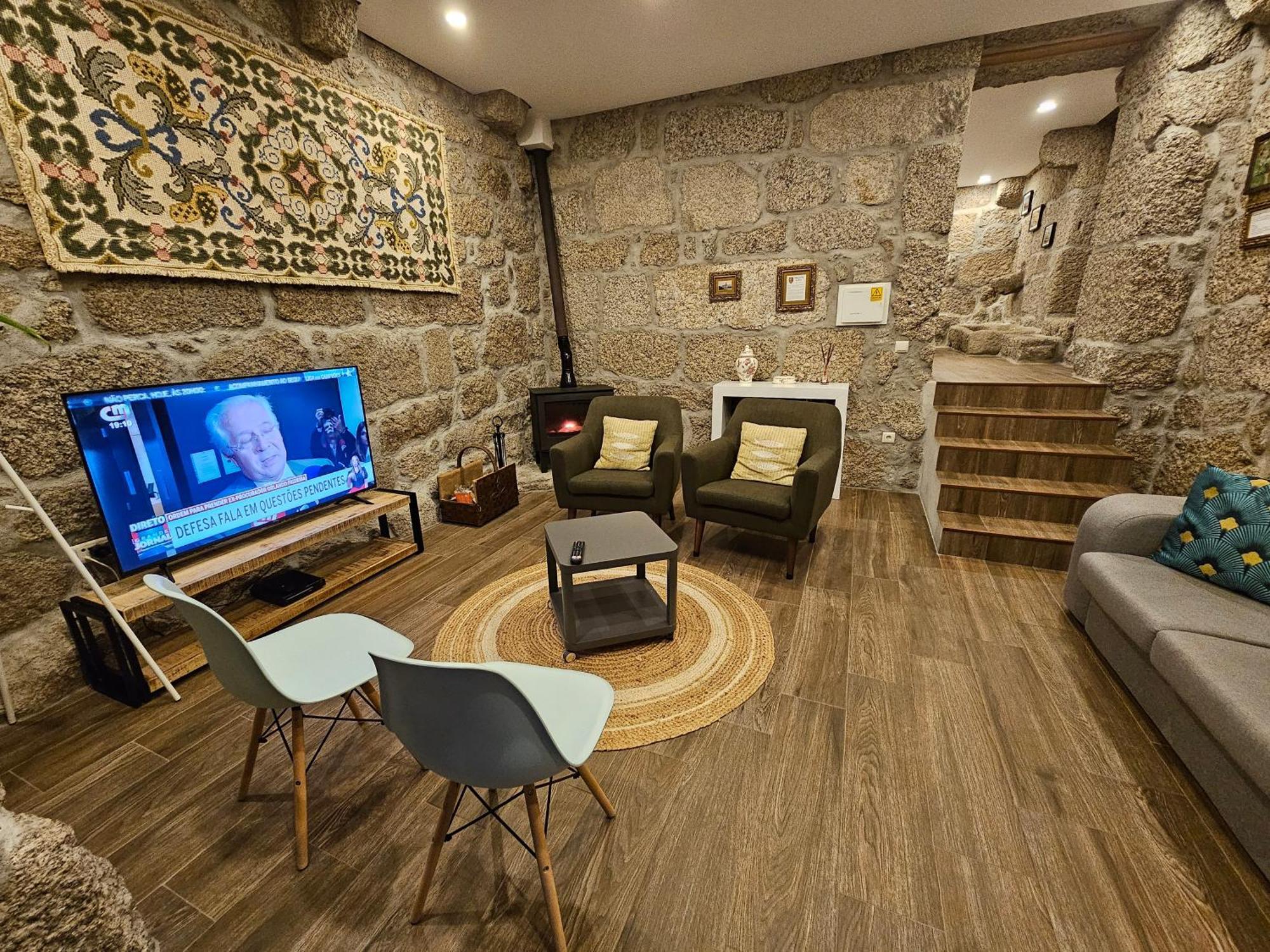 Quinta Da Casa Dos Santos - Inside Geres Guest House ภายนอก รูปภาพ